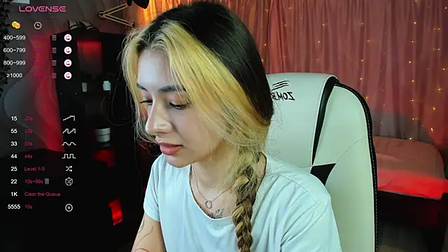 Snapshot of DarlaLike chatting on 23, 2, 2025 DarlaLike online show from 23, 2, 2025