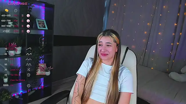 Snapshot of DarlaLike chatting on 20, 3, 2025 DarlaLike online show from 20, 3, 2025