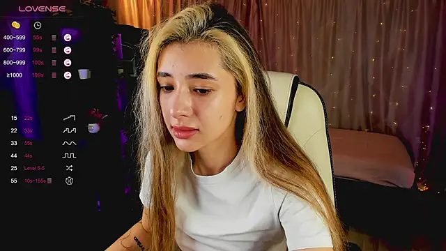 Snapshot of DarlaLike chatting on 26, 2, 2025 DarlaLike online show from 26, 2, 2025