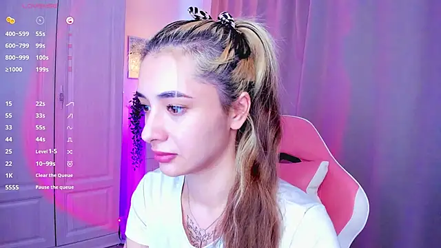 Snapshot of DarlaLike chatting on 22, 2, 2025 DarlaLike online show from 22, 2, 2025