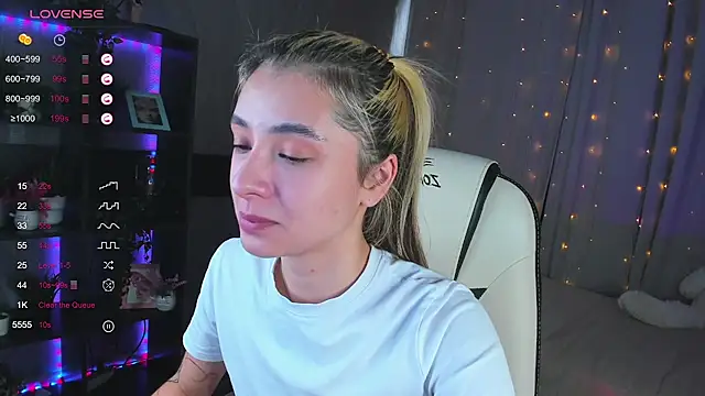 Snapshot of DarlaLike chatting on 21, 3, 2025 DarlaLike online show from 21, 3, 2025