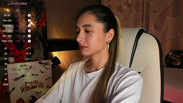 Snapshot of DarlaLike chatting on 24, 10, 2025 DarlaLike online show from 24, 10, 2025