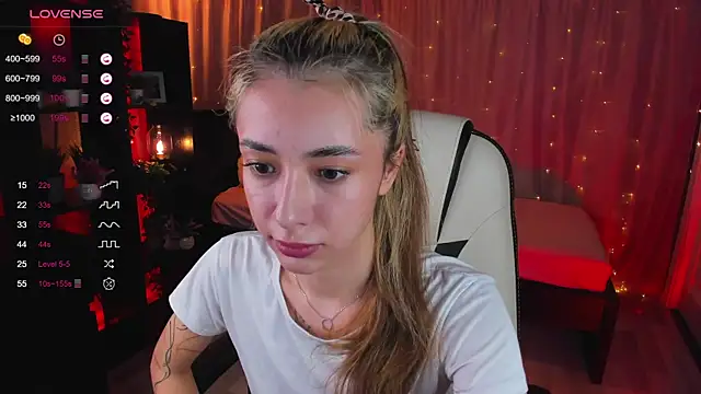 Snapshot of DarlaLike chatting on 28, 2, 2025 DarlaLike online show from 28, 2, 2025