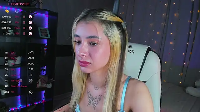 Snapshot of DarlaLike chatting on 22, 3, 2025 DarlaLike online show from 22, 3, 2025