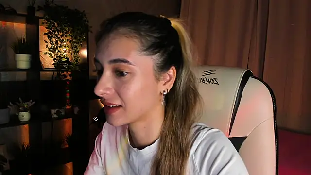 Snapshot of DarlaLike chatting on 21, 9, 2025 DarlaLike online show from 21, 9, 2025