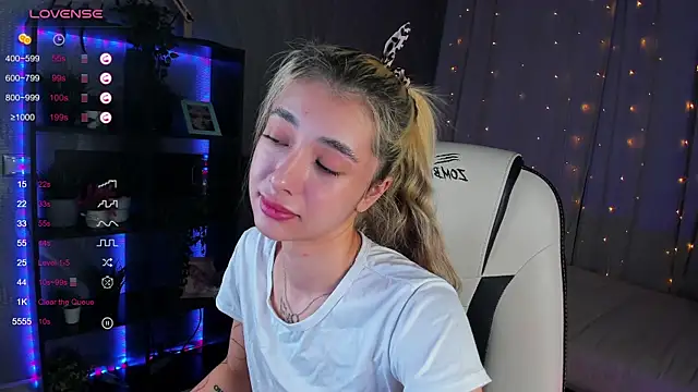 Snapshot of DarlaLike chatting on 16, 3, 2025 DarlaLike online show from 16, 3, 2025