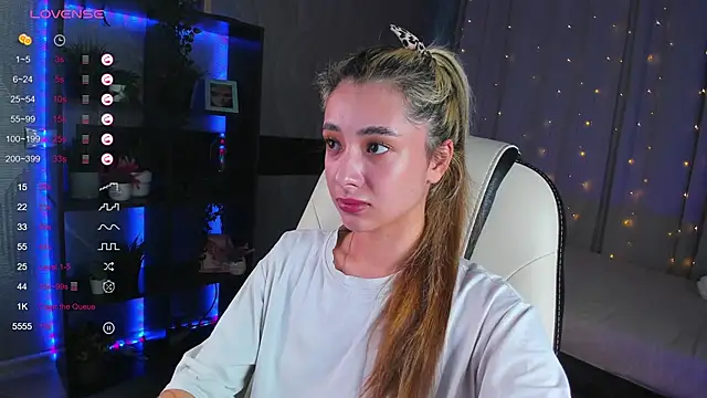 Snapshot of DarlaLike chatting on 14, 3, 2025 DarlaLike online show from 14, 3, 2025