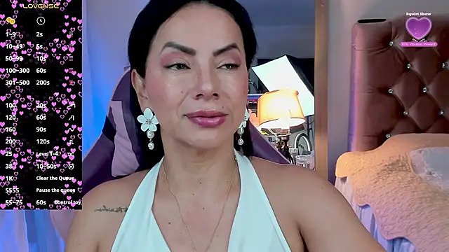 Snapshot of veronika_naughty chatting on 11, 10, 2025 veronika naughty online show from 11, 10, 2025