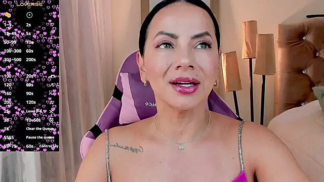 Snapshot of veronika_naughty chatting on 26, 9, 2025 veronika naughty online show from 26, 9, 2025