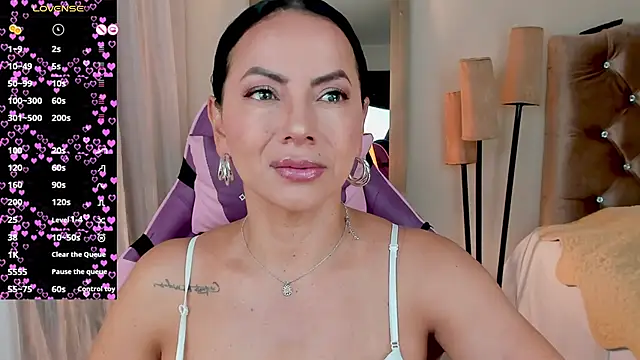 Snapshot of veronika_naughty chatting on 30, 9, 2025 veronika naughty online show from 30, 9, 2025