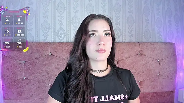 Snapshot of lunar_leen chatting on 10, 9, 2025 lunar leen online show from 10, 9, 2025