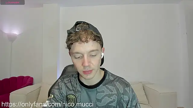 niico 18 online show from 31, 12, 2024