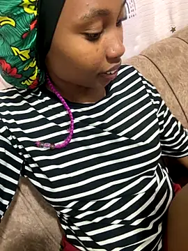 Snapshot of NASTY_BOBO chatting on 17, 10, 2025 NASTY BOBO online show from 17, 10, 2025