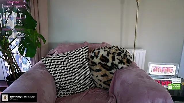 Snapshot of Billiexxox chatting on 7, 7, 2026 Billiexxox online show from 7, 7, 2026
