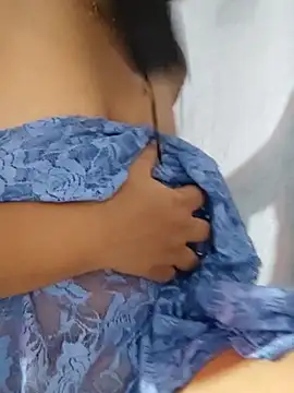 Snapshot of Nada-Jawahiri chatting on 15, 3, 2025 Nada-Jawahiri online show from 15, 3, 2025