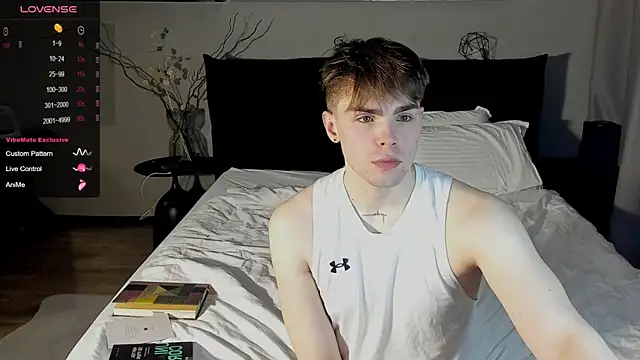 simonwnl online show from 4, 3, 2025