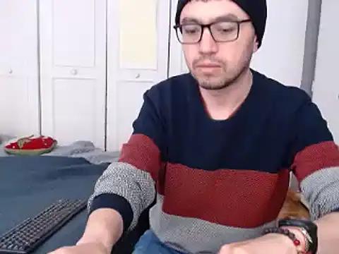 Diptongo online show from 3, 12, 2024