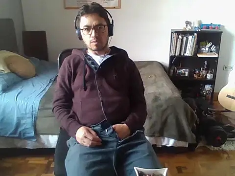 Diptongo online show from 26, 10, 2025