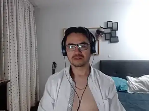 Diptongo online show from 23, 3, 2025