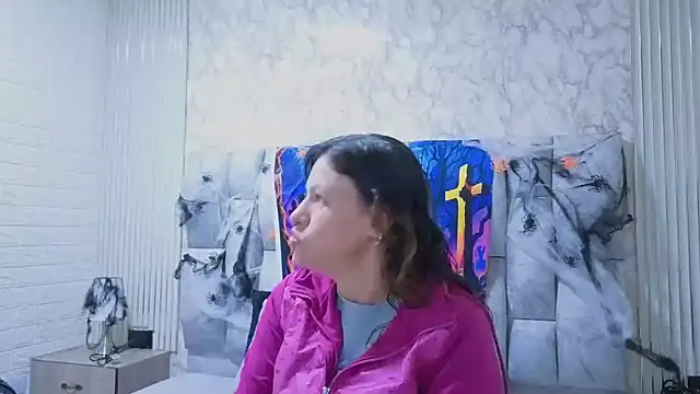 Snapshot of charlotte__G chatting on 24, 10, 2025 charlotte G online show from 24, 10, 2025