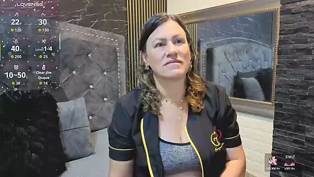 Snapshot of charlotte__G chatting on 21, 11, 2025 charlotte G online show from 21, 11, 2025