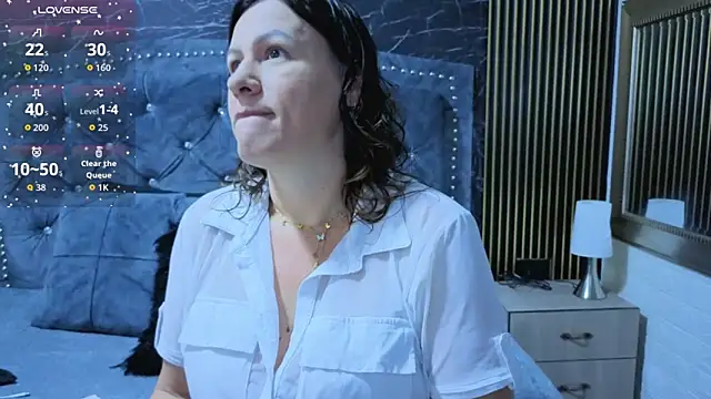 Snapshot of charlotte__G chatting on 28, 11, 2025 charlotte G online show from 28, 11, 2025