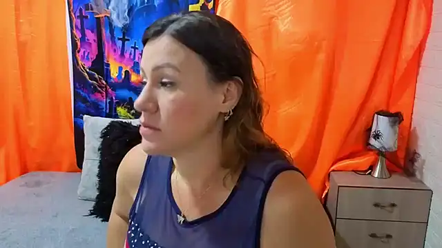 Snapshot of charlotte__G chatting on 7, 10, 2025 charlotte G online show from 7, 10, 2025