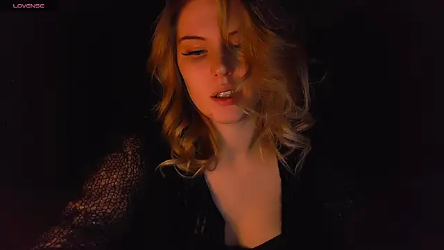 VoluptuousDreams online show from 16, 2, 2025