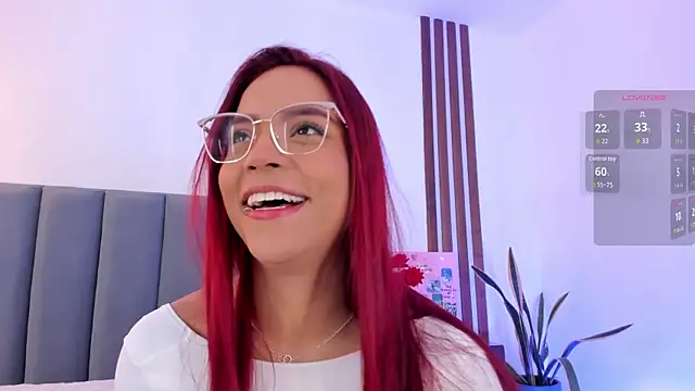 Scarlett Morgan  online show from 18, 11, 2025