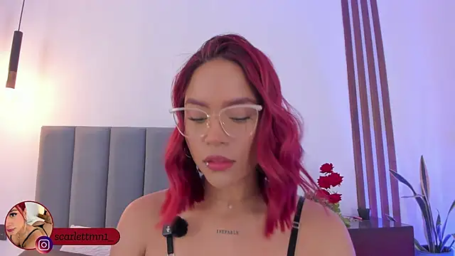 Scarlett Morgan  online show from 17, 12, 2025