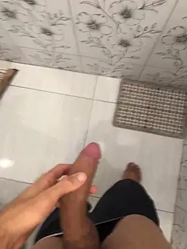 Snapshot of vintin21cm chatting on 5, 10, 2025 vintin21cm online show from 5, 10, 2025