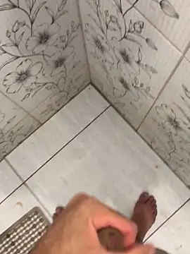 Snapshot of vintin21cm chatting on 9, 9, 2025 vintin21cm online show from 9, 9, 2025