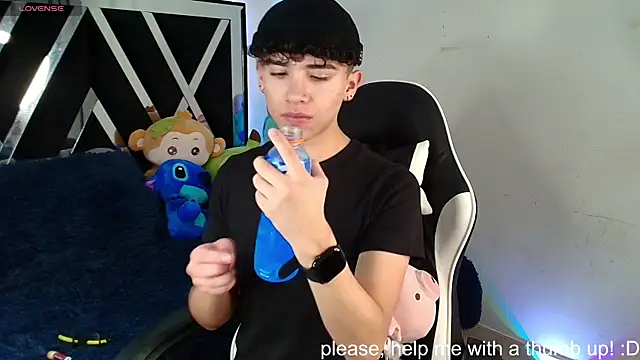 Niico Cruz online show from 12, 1, 2025