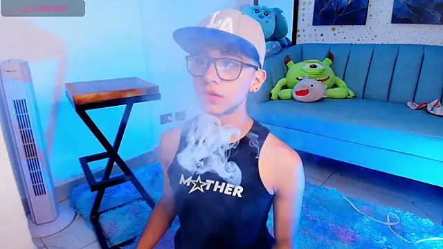 Niico Cruz online show from 3, 3, 2025