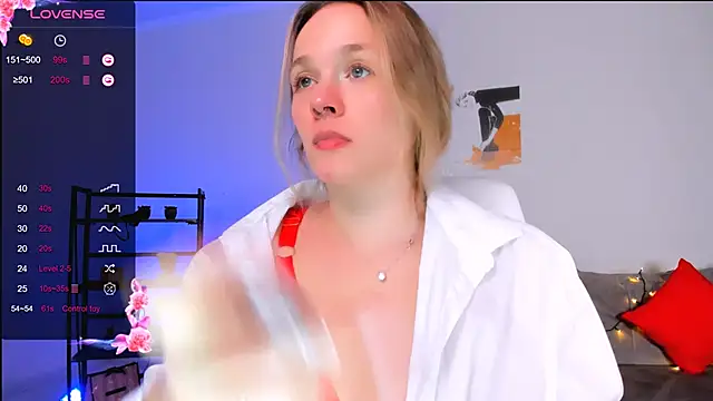 Snapshot of SherillBrill chatting on 7, 3, 2025 SherillBrill online show from 7, 3, 2025