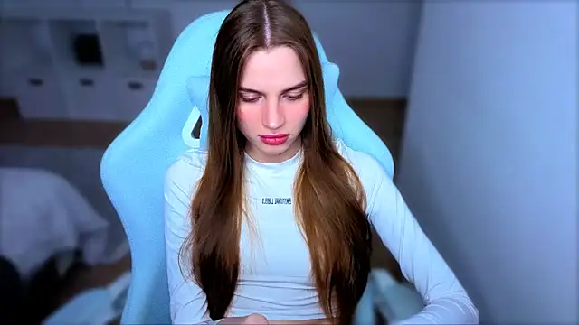 StellaLawless online show from 22, 9, 2025