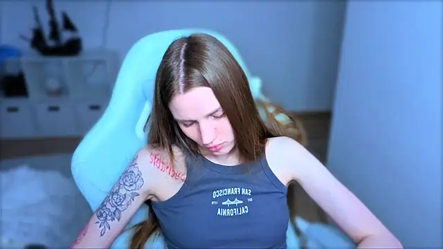 StellaLawless online show from 25, 3, 2026