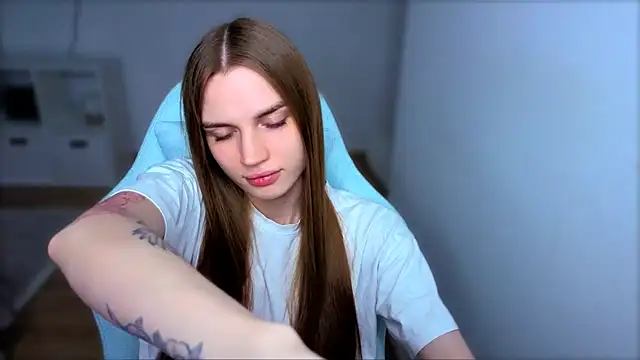 StellaLawless online show from 25, 9, 2025