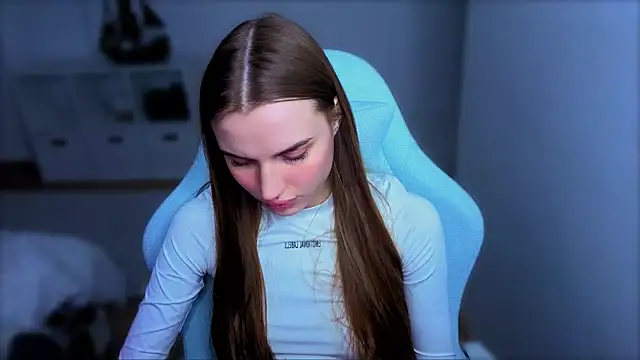 StellaLawless online show from 23, 10, 2025