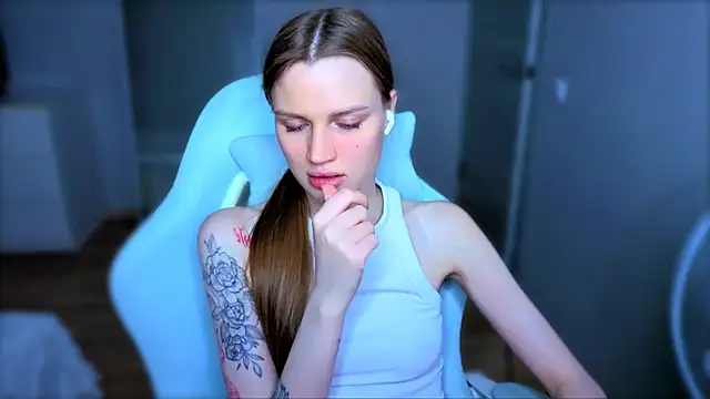 StellaLawless online show from 24, 5, 2026