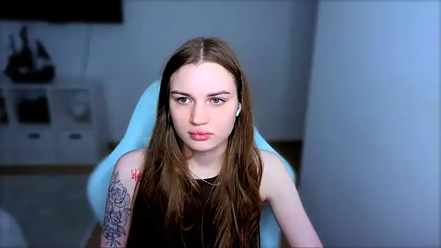 StellaLawless online show from 7, 2, 2026