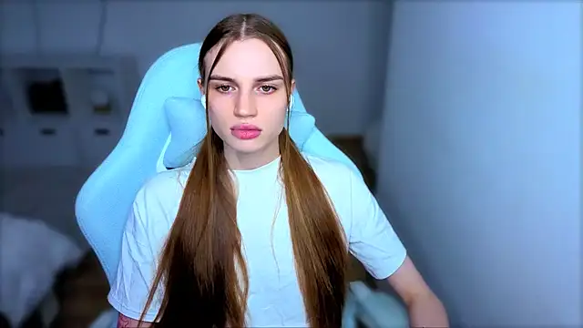 StellaLawless online show from 13, 9, 2025