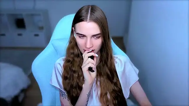 StellaLawless online show from 27, 9, 2025