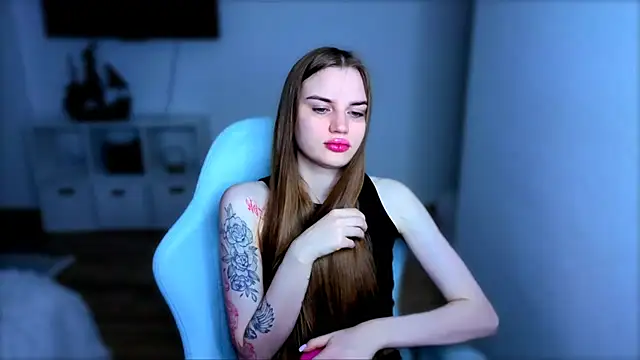 StellaLawless online show from 22, 11, 2025