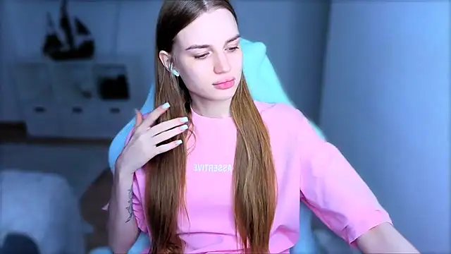 StellaLawless online show from 18, 10, 2025