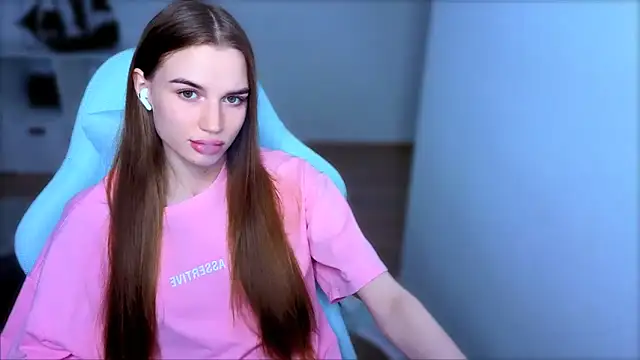 StellaLawless online show from 1, 10, 2025