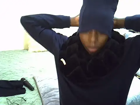 Snapshot of Sweet_Bear chatting on 16, 6, 2026 Sweet Bear online show from 16, 6, 2026