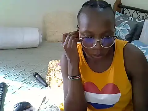 Sweet Bear online show from 31, 5, 2026