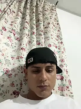 Snapshot of bob_petterson chatting on 22, 2, 2025 bob petterson online show from 22, 2, 2025