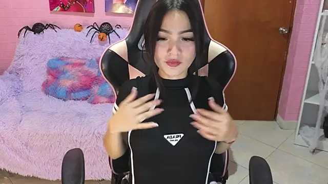 keity moon online show from 25, 10, 2025